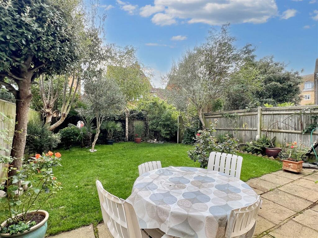 Additional image 13 of Silver Strand West, Eastbourne