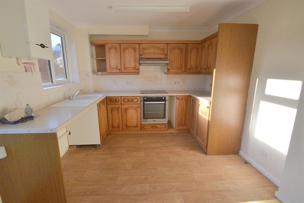 Additional image 8 of Beuzeville Avenue, Hailsham