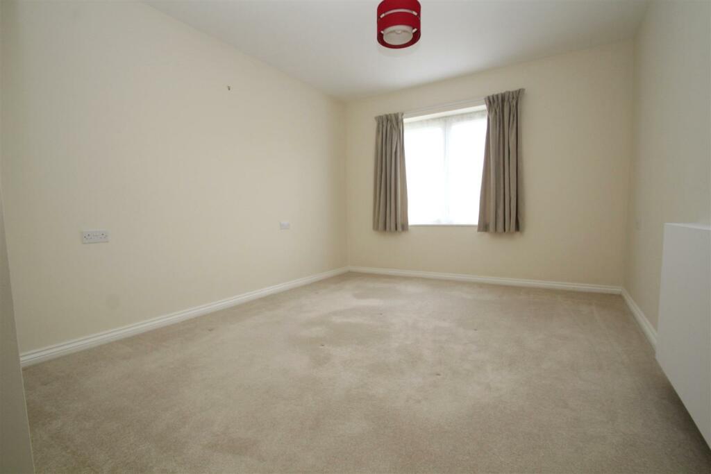 Additional image 6 of Fitzalan Road, Littlehampton