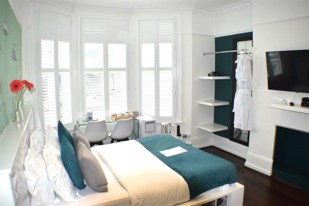 Additional image 5 of Broad Street, Brighton