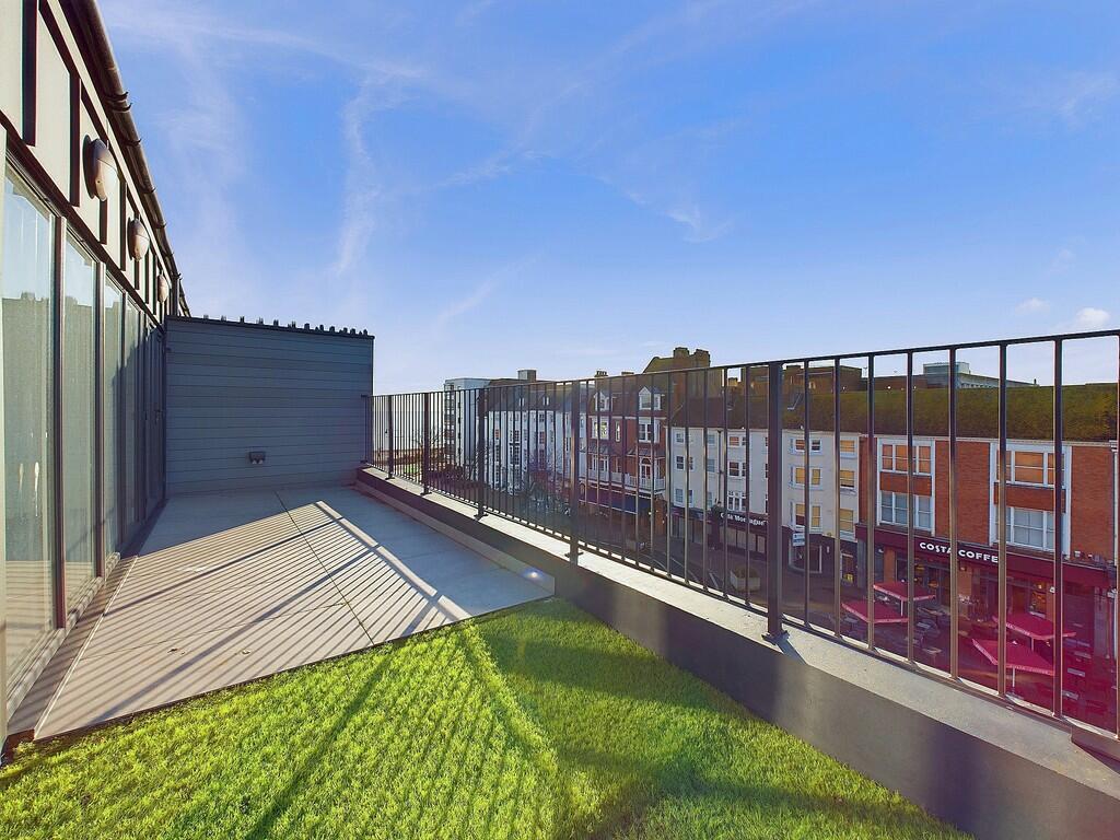 Additional image 5 of Oceanview Heights, Montague Place, Worthing, BN11 3FU