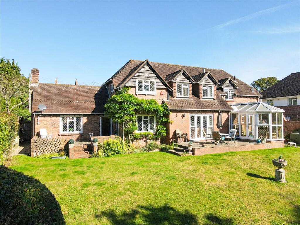 Barrs Wood Road, New Milton, Hampshire, BH25