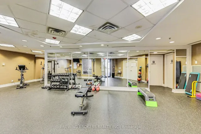 Additional image 30 of 25 Earlington Ave Unit 114