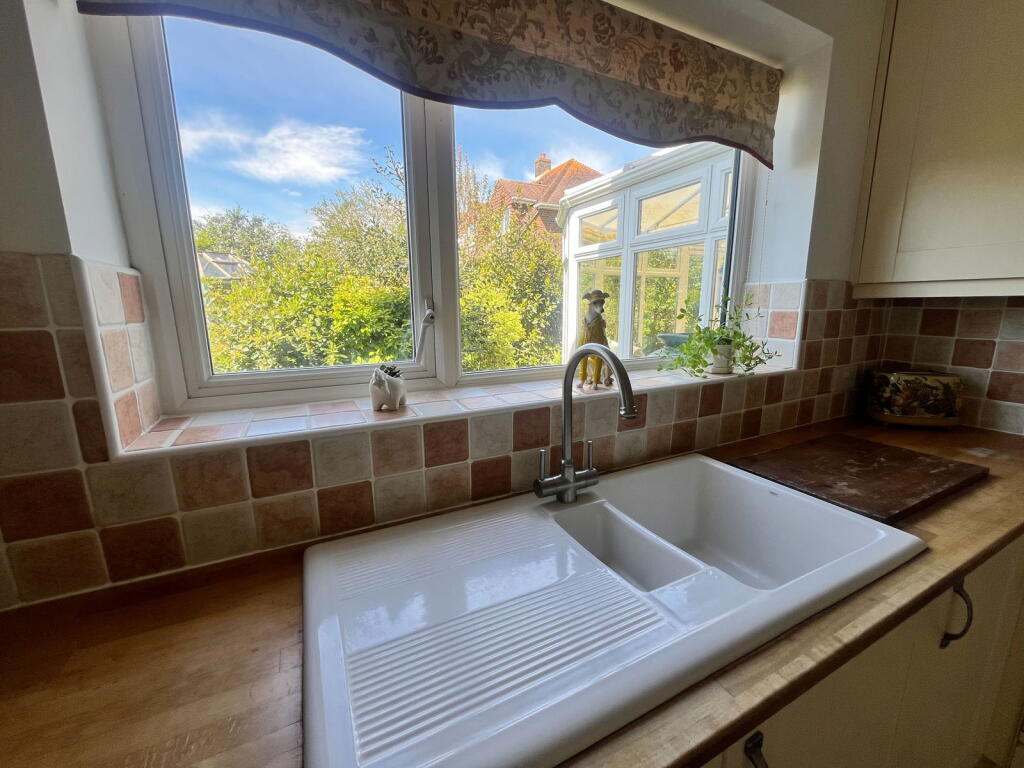 Additional image 8 of Oval Waye, South Ferring, West Sussex, BN12