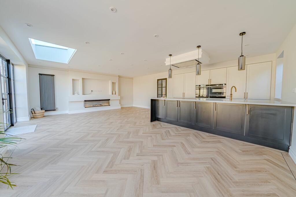 Additional image 7 of Pauntley Road, Christchurch, BH23