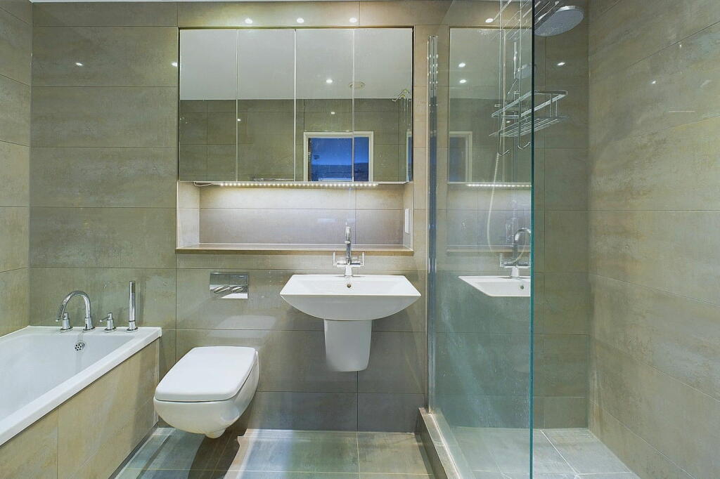 Additional image 10 of Marine Parade, Worthing, BN11 3FE