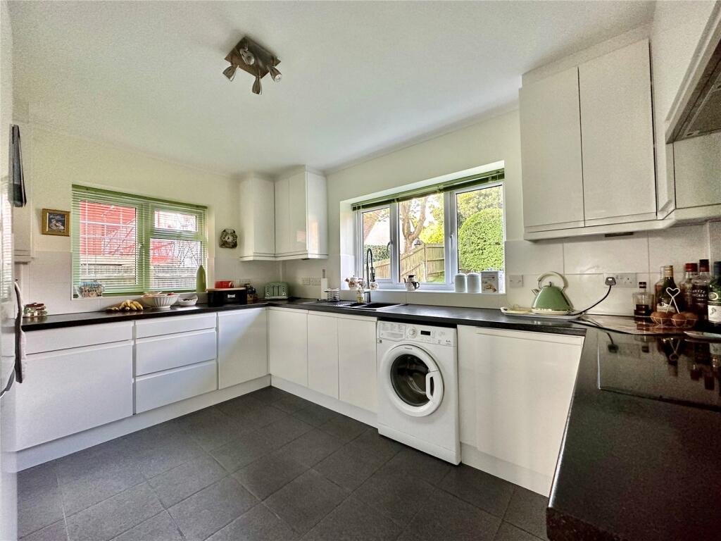 Additional image 5 of Chatsworth Gardens, Meads, Eastbourne, BN20