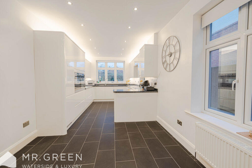 Additional image 10 of Carbery Avenue, Southbourne, Bournemouth, BH6 3LH