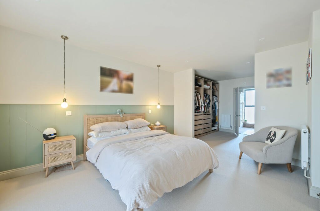 Additional image 14 of Hynesbury Road, Friars Cliff, Christchurch, BH23