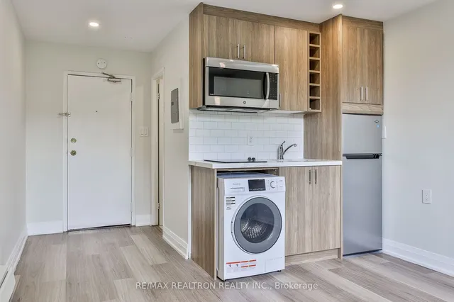 Additional image 12 of 1302 King St