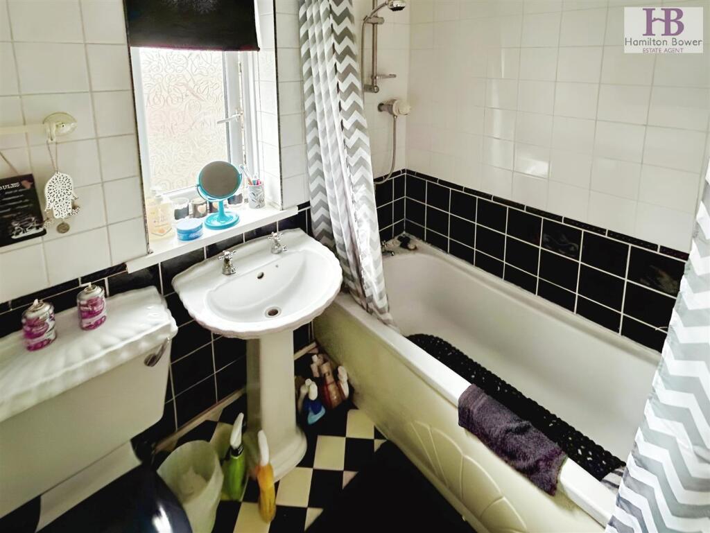 Additional image 7 of Glenaire, Shipley, Bradford