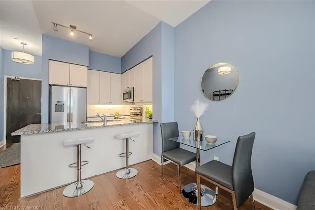 Additional image 11 of 1185 The Queensway Unit 112