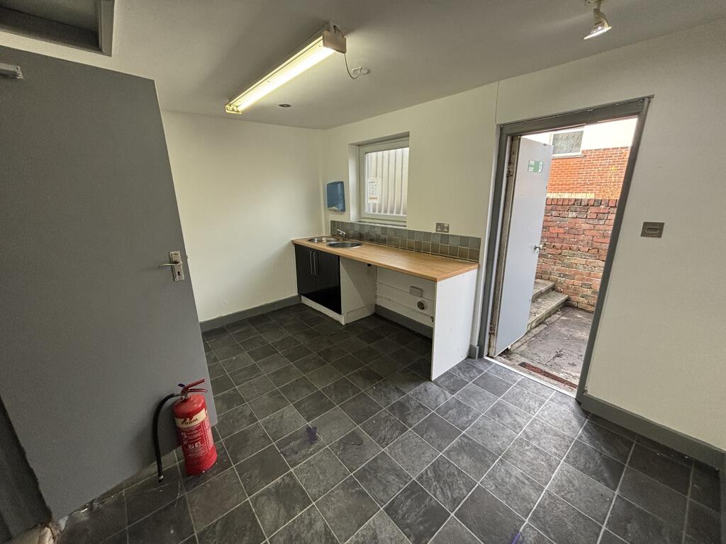 Additional image 3 of 525 TONGE MOOR ROAD, BOLTON, GREATER MANCHESTER, BL2 3BG