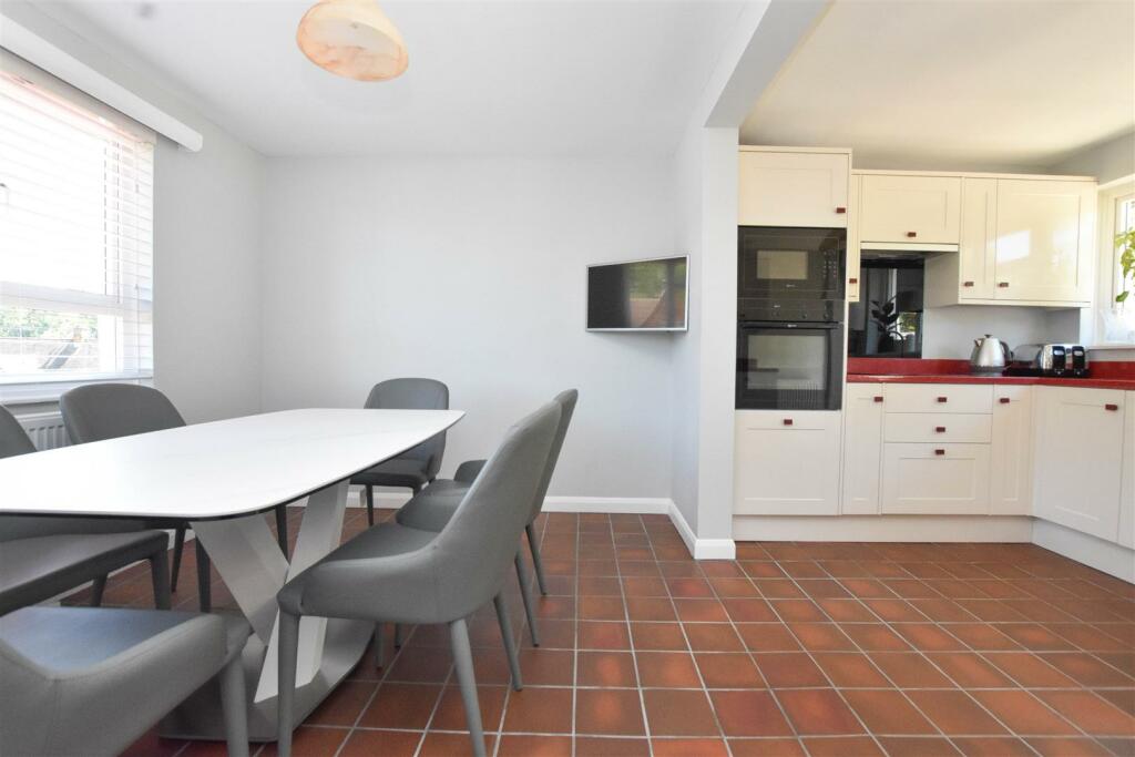 Additional image 7 of Melvill Lane, Eastbourne