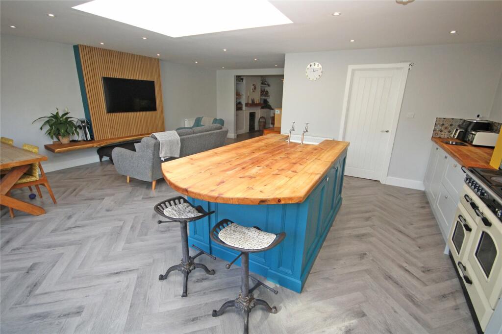 Additional image 21 of Gore Road, New Milton, Hampshire, BH25