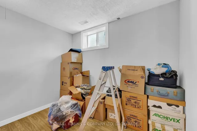 Additional image 36 of 5 Longview Dr