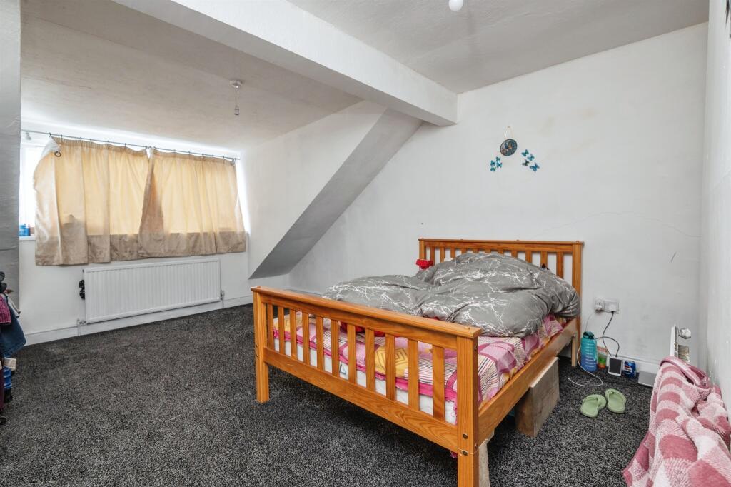 Additional image 9 of Lister Avenue, Bradford