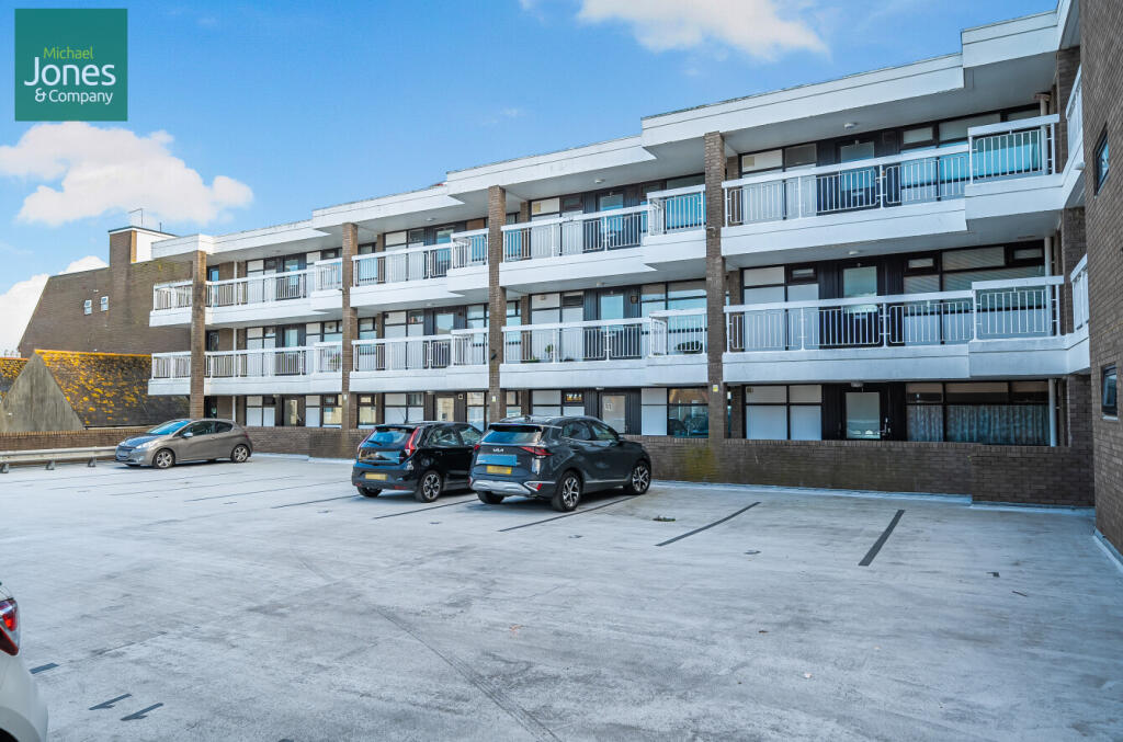 Additional image 15 of Knightsbridge House, Marine Parade, Worthing, West Sussex, BN11