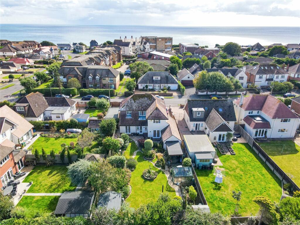 Additional image 14 of Beach Avenue, Barton on Sea, New Milton, Hampshire, BH25