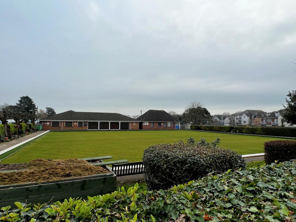 Primary image of 34-36 Whitefield Road, New Milton, Hampshire. BH25 6DF