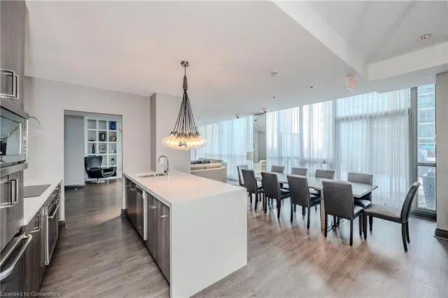 Additional image 31 of 1185 The Queensway Unit 112