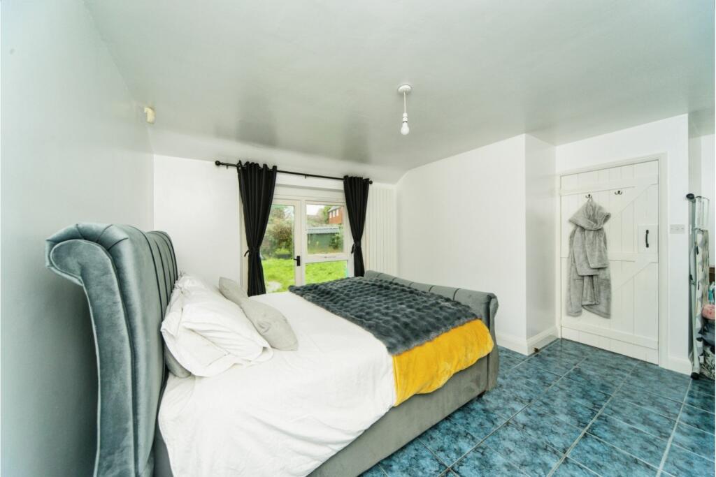 Additional image 24 of Vicarage Lane, Hailsham, BN27