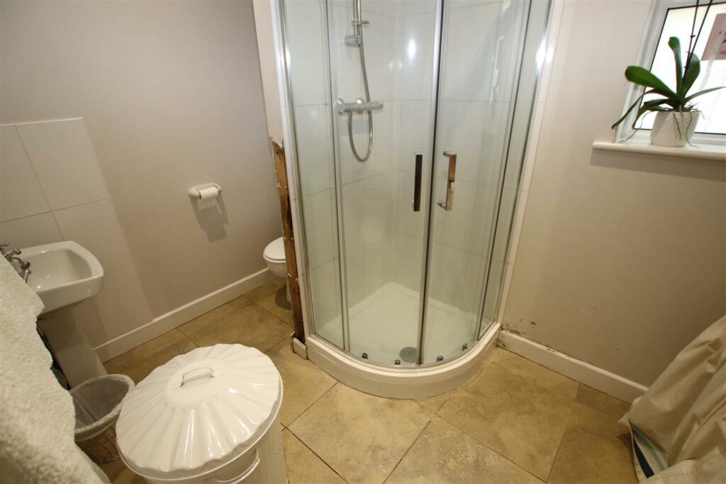 Additional image 23 of Stapehill Road, Wimborne