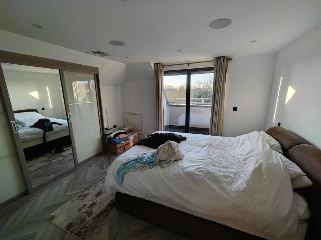 Additional image 5 of Goldstone Crescent, Hove