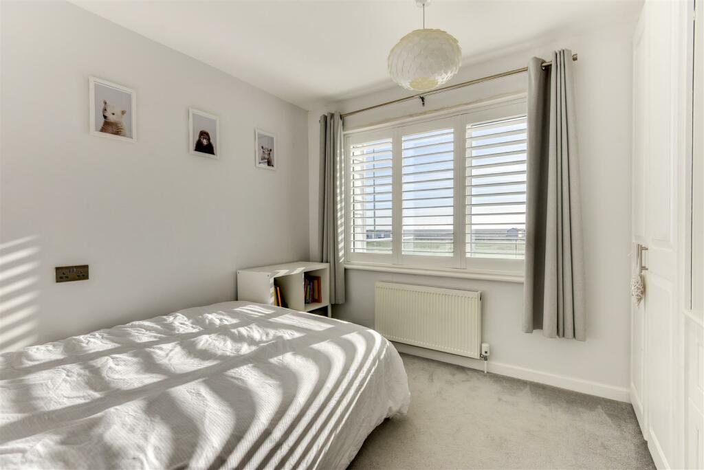 Additional image 34 of Marine Crescent, Goring-By-Sea, Worthing