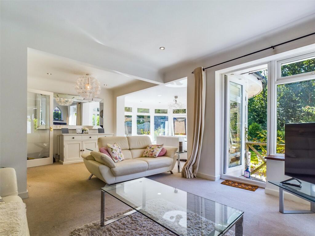 Additional image 26 of Elphinstone Road, Highcliffe, Christchurch, Dorset, BH23