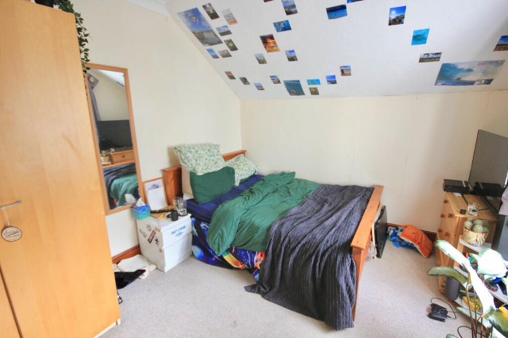 Additional image 8 of Holdenhurst Road, Bournemouth, Dorset, BH8