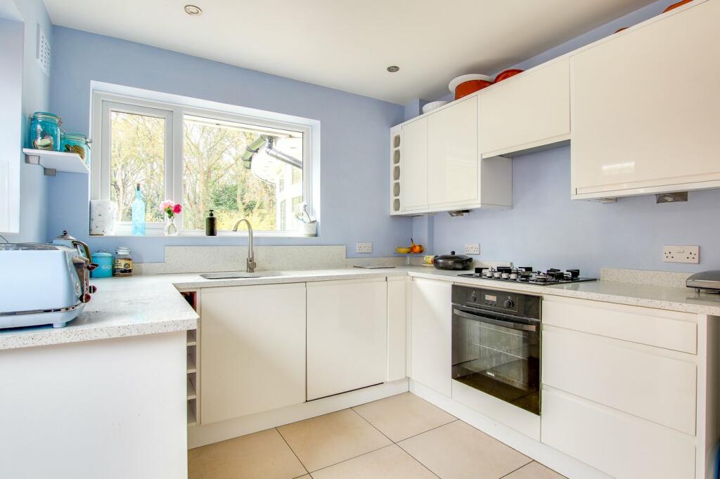 Additional image 5 of Elphinstone Road, Highcliffe, Christchurch, BH23