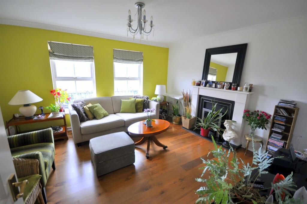 Additional image 2 of Admiralty Crescent, Sovereign Harbour, Eastbourne