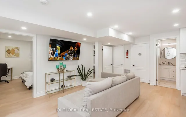 Additional image 32 of 377 Etheridge Ave