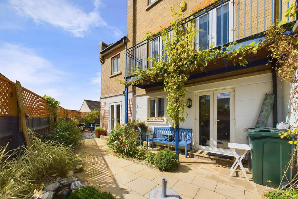 Additional image 2 of The Piazza, Sovereign Harbour