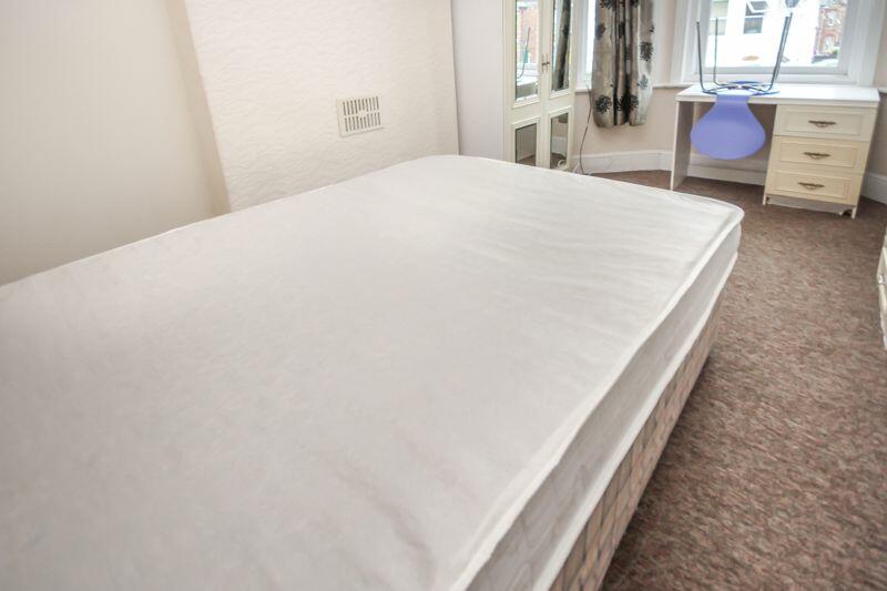 Additional image 11 of Woodend Road, Winton