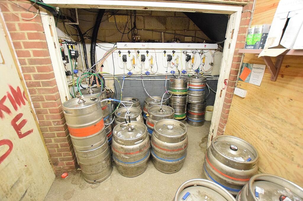 Additional image 9 of Station Road, New Milton, Hampshire. BH25 6JX