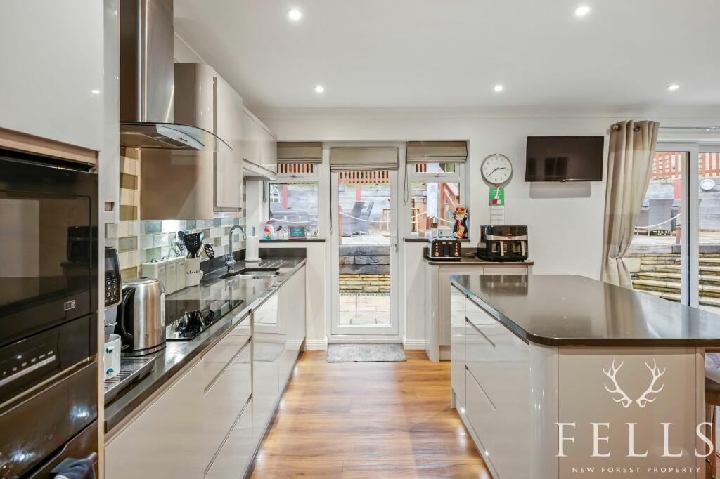 Additional image 27 of Egmont Close, Avon Castle, Ringwood