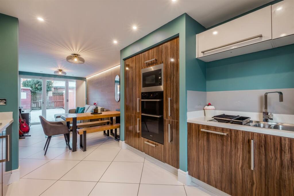 Additional image 5 of Spinners Avenue, Scholes, Cleckheaton, BD19 6AS