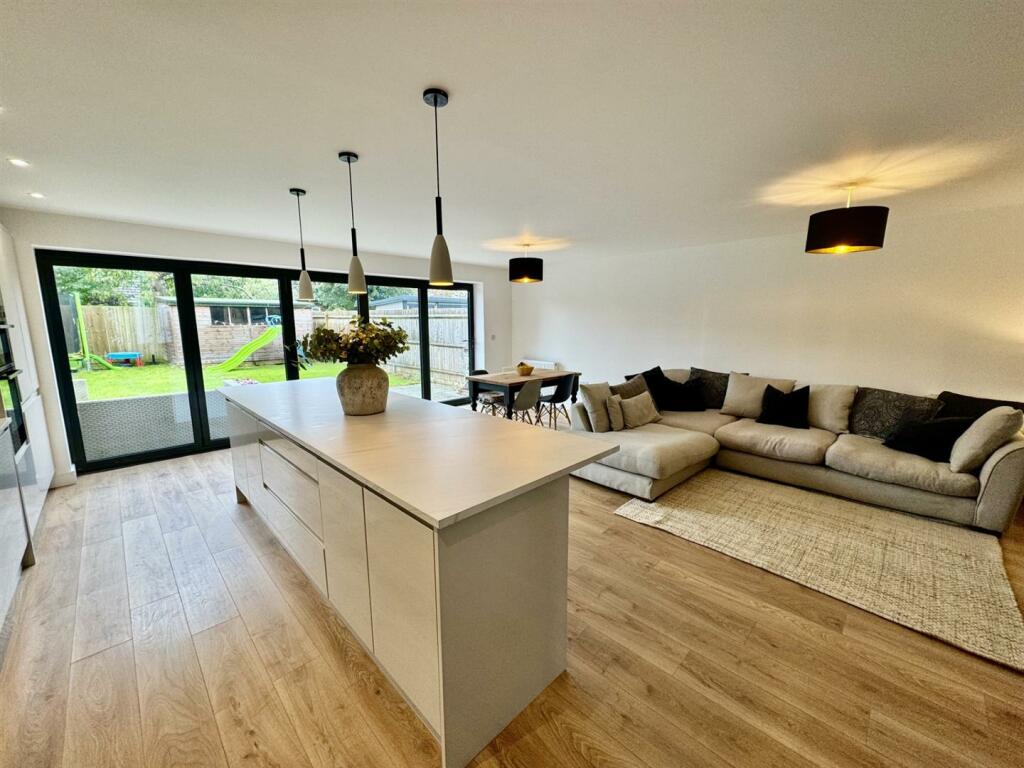 Additional image 6 of Dymchurch Close, Seaford