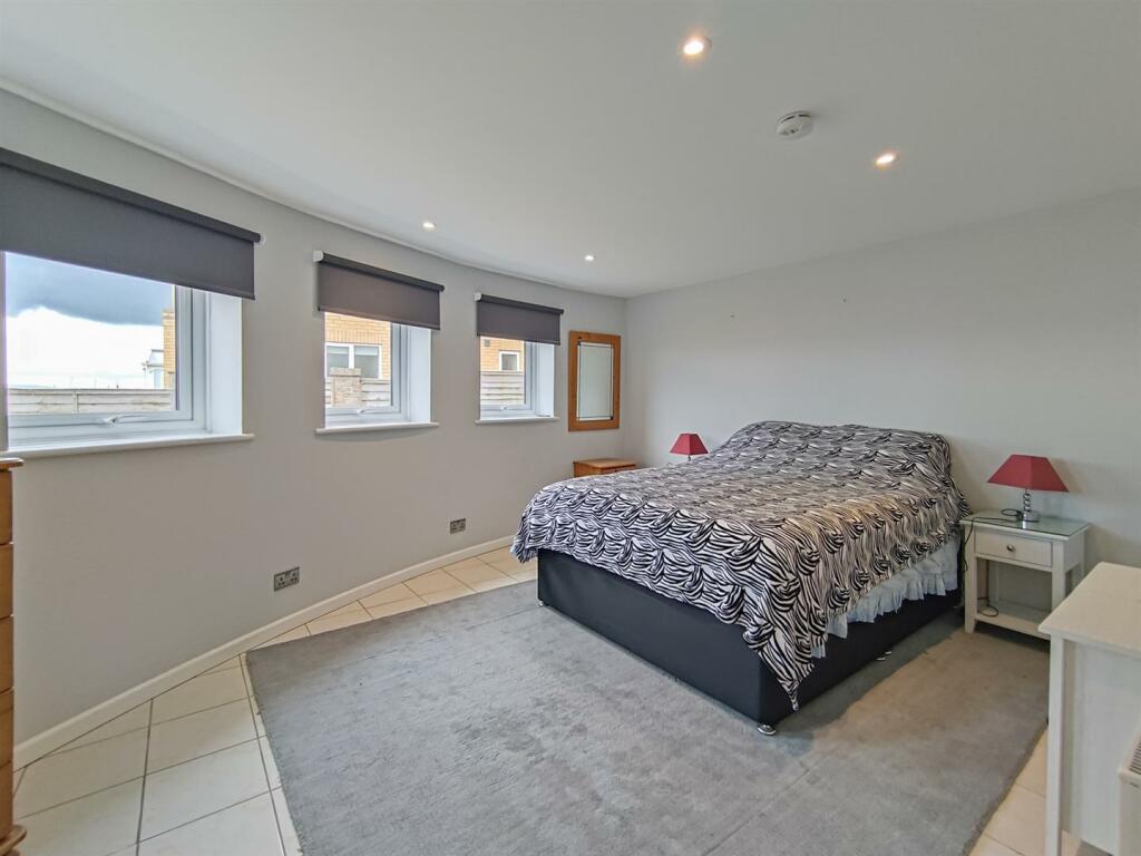 Additional image 20 of SEAFORD SEAFRONT