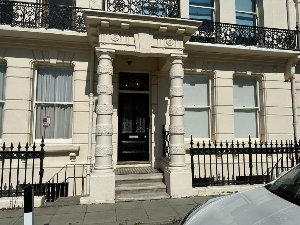 Additional image 11 of 4th Floor Front Office, 27 Palmeira Mansions, Church Road, Hove, BN3 2FA