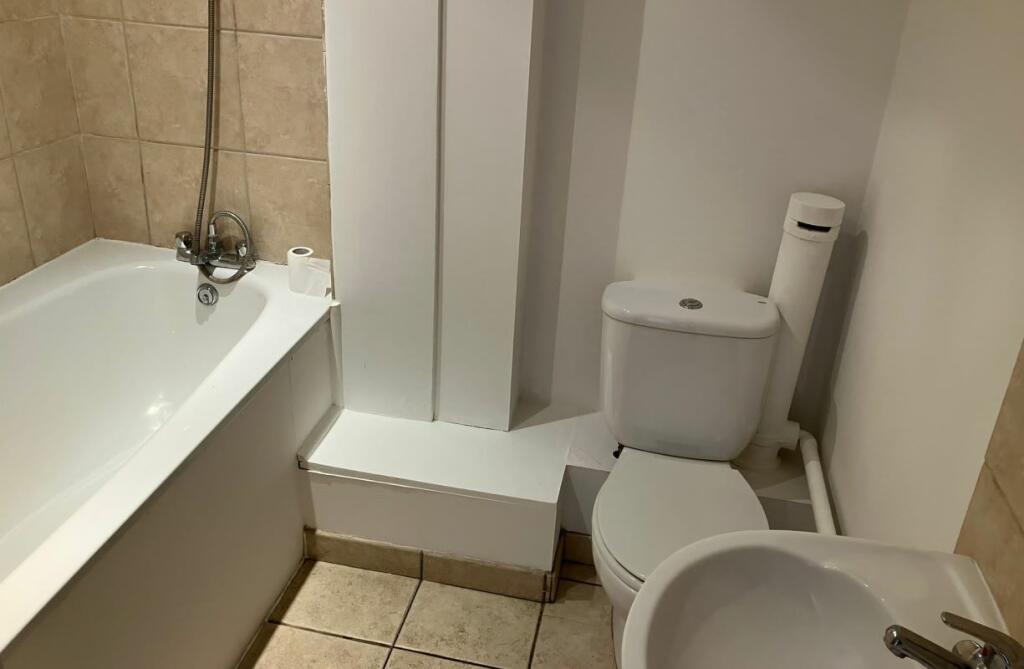 Additional image 6 of 190 Church Road, Hove, East Sussex, BN3 2DJ