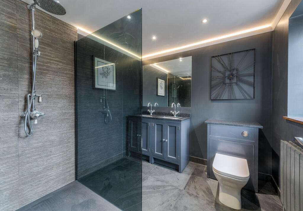 Additional image 7 of Bond Street, Arundel