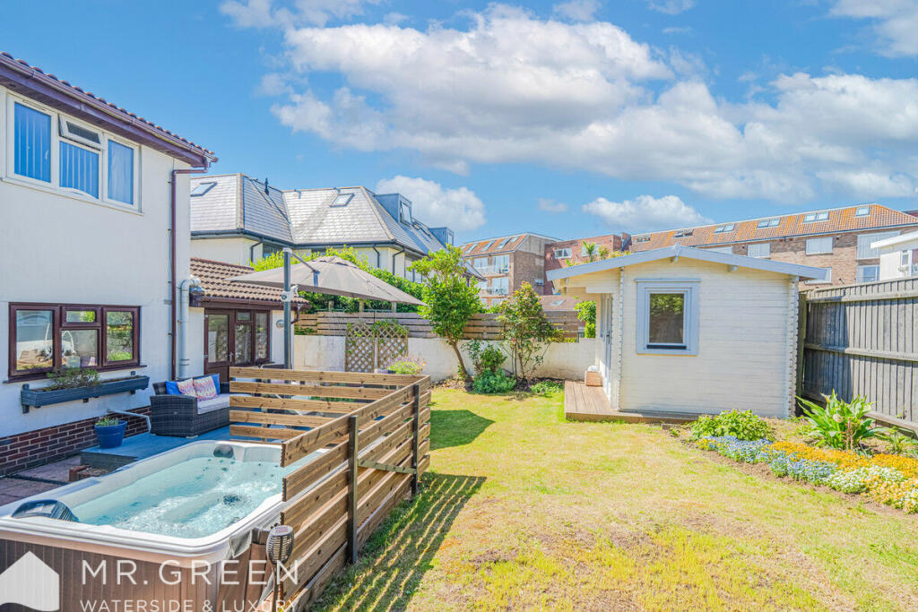 Additional image 30 of Warren Edge Close, Hengistbury Head, Southbourne, Bournemouth, BH6 4AY