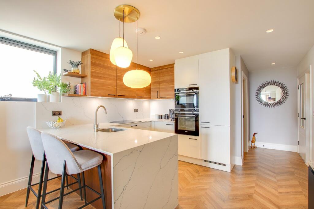 Additional image 2 of Wharncliffe Road, Highcliffe, Christchurch, BH23