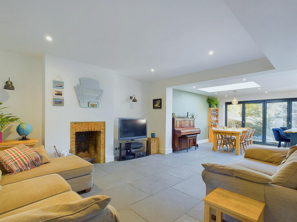 Additional image 5 of Loxwood Avenue, Worthing, BN14 7RF