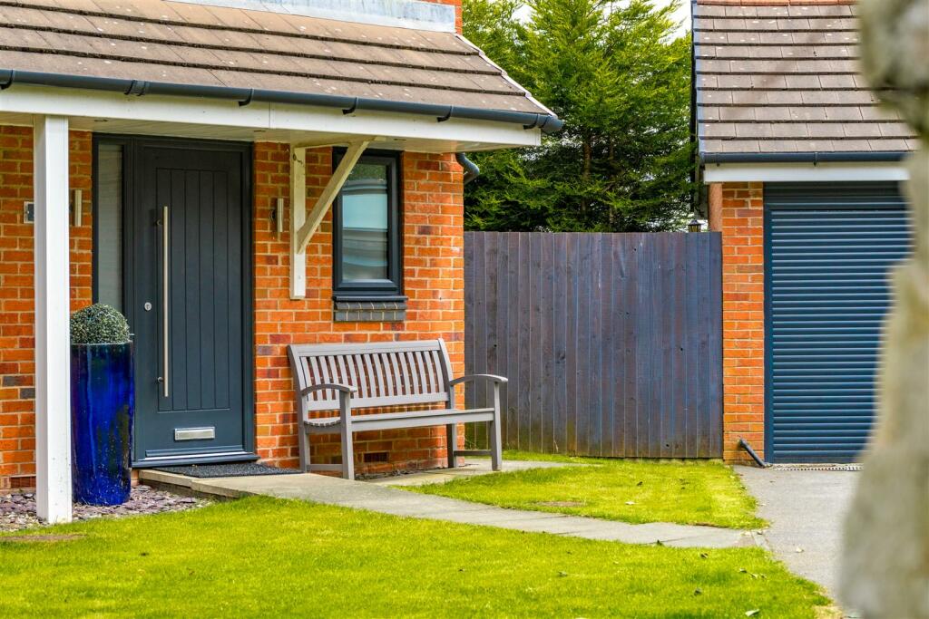 Additional image 35 of Camberley Close, Tottington