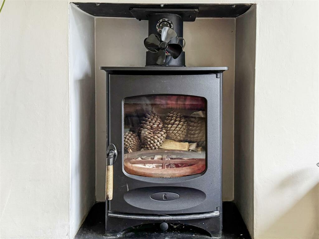 Additional image 6 of Meadow Way, Littlehampton