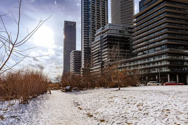 Additional image 20 of 59 Annie Craig Dr Unit 907